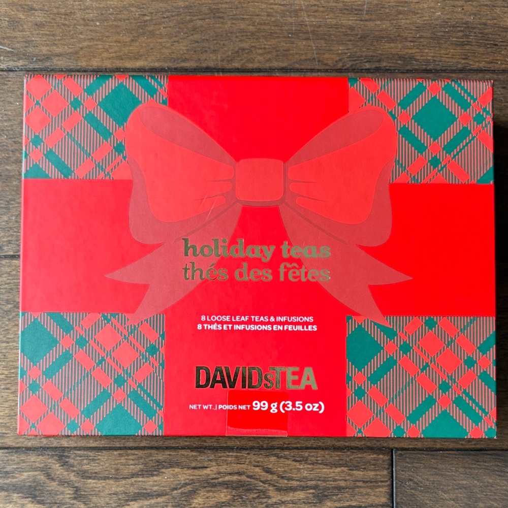 Holiday Teas Gift Set - Red and Green brand new sealed